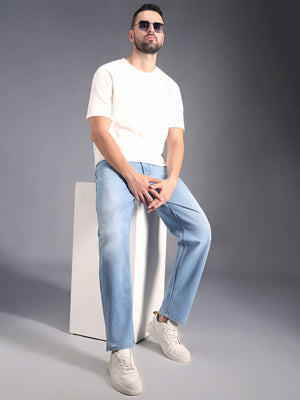 Men Tapered Fit Clean Look Light Fade Pure Cotton Jeans