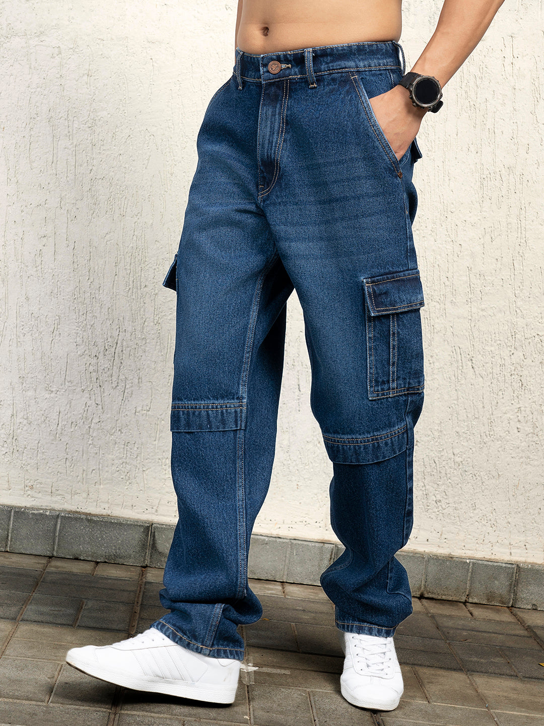 Hubberholme Men Straight Fit Light Fade Jeans