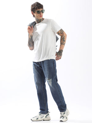 High Star Men Relaxed Straight Fit Mid-Rise Light Fade Distress Knee Cotton Jeans