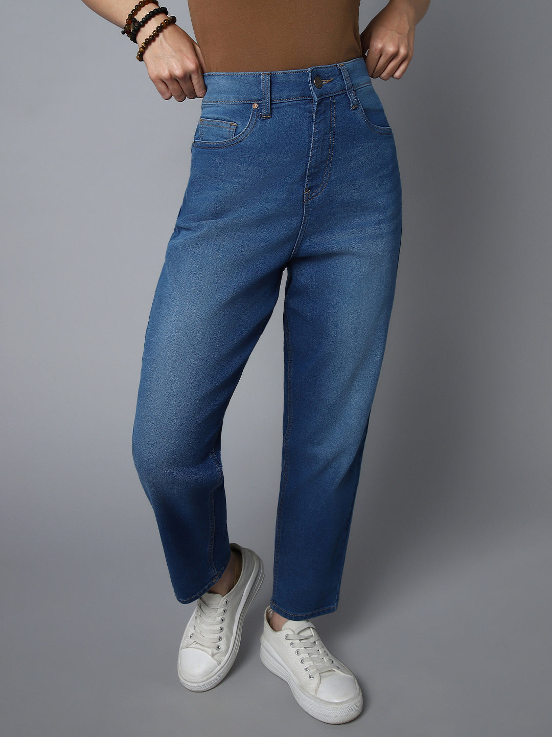 Women High-Rise Clean Look Light Fade Cotton Jeans
