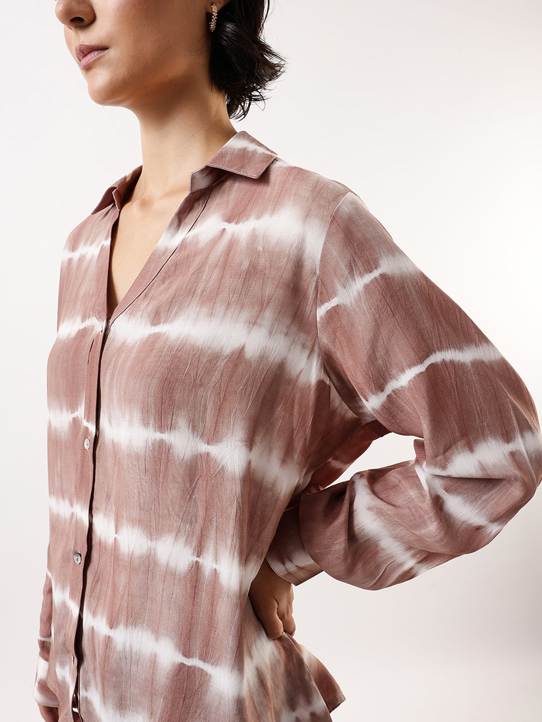 High Star Women Comfort Fit Dyed Spread Collar Casual Shirt