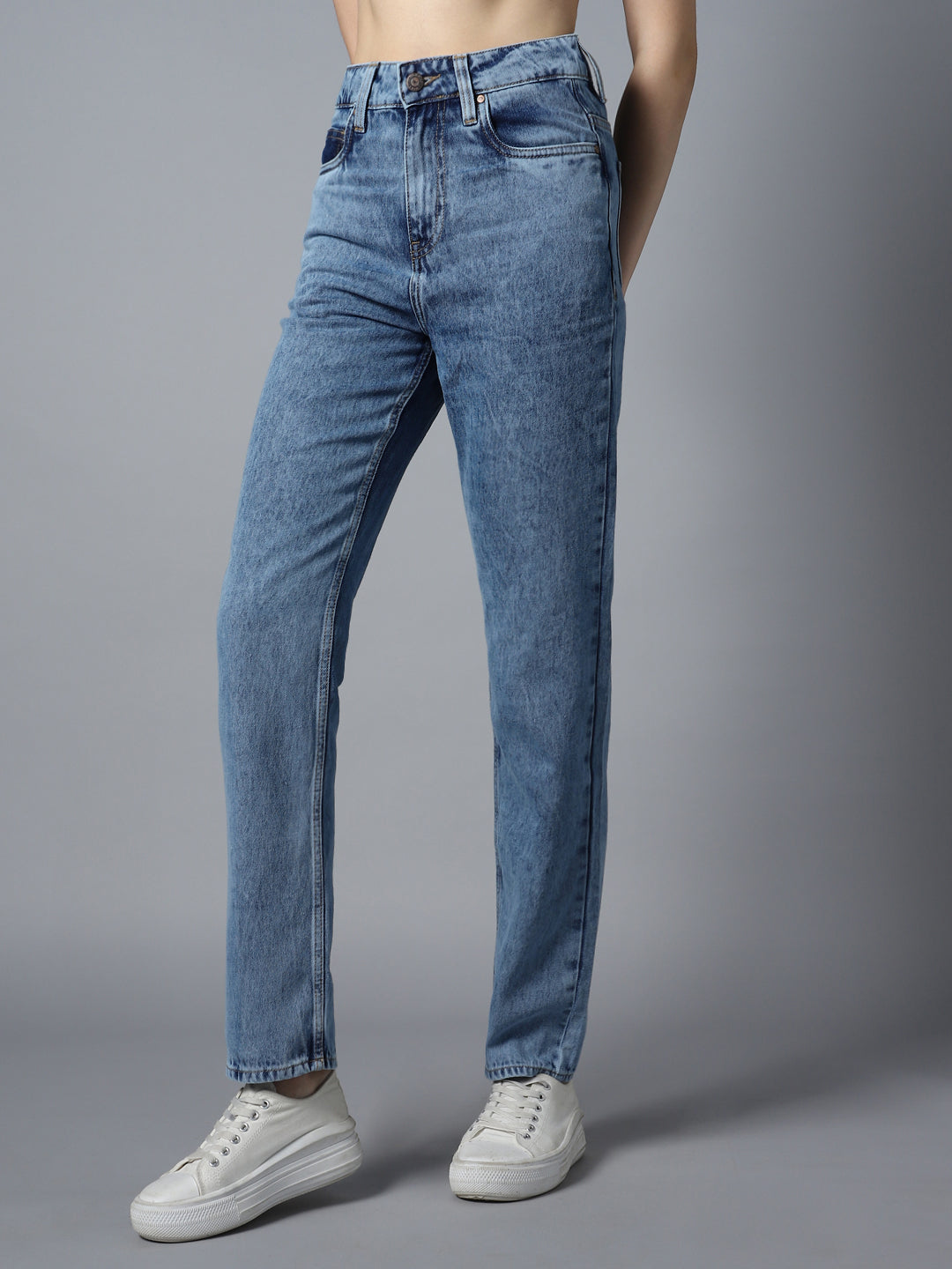 Women Straight Fit High-Rise Clean Look Light Fade Cotton Jeans