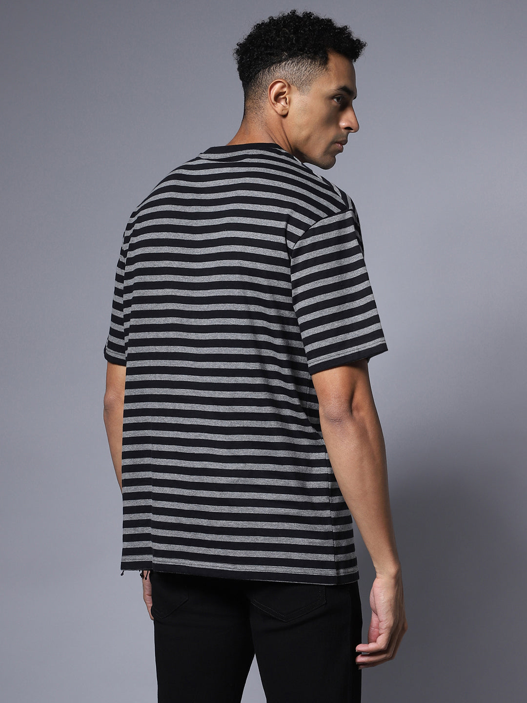 Round Neck Relaxed Cotton Short Sleeves T-shirt
