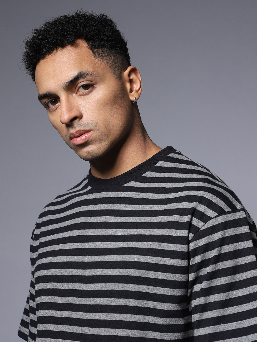 Round Neck Relaxed Cotton Short Sleeves T-shirt