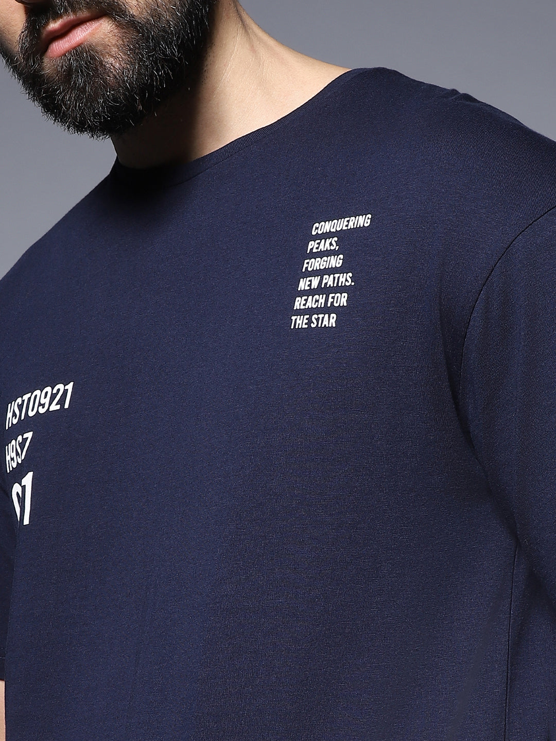 Men Blue Typography Applique T-shirt