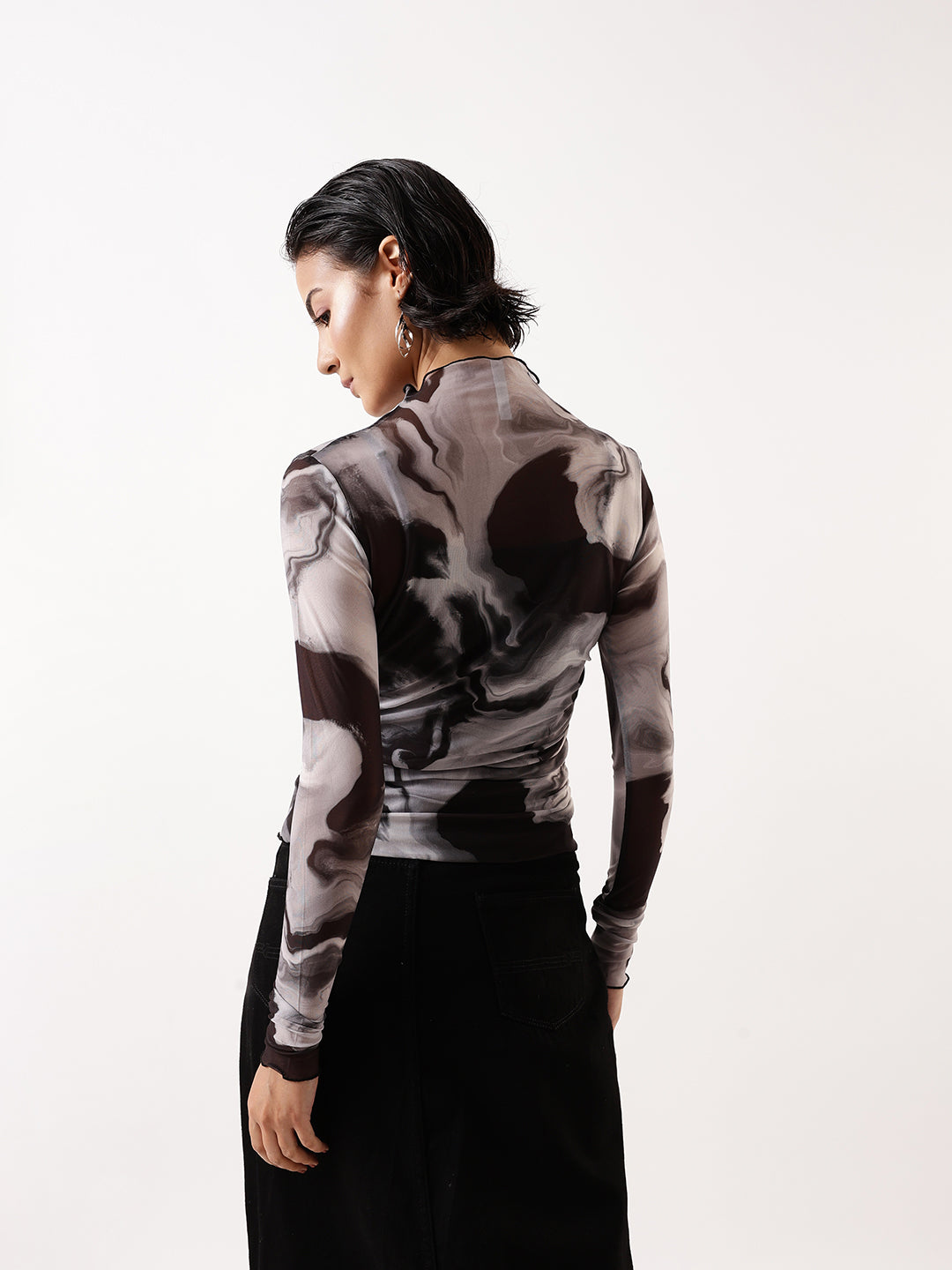 Hubberholme Women Abstract Printed Net Fitted Top