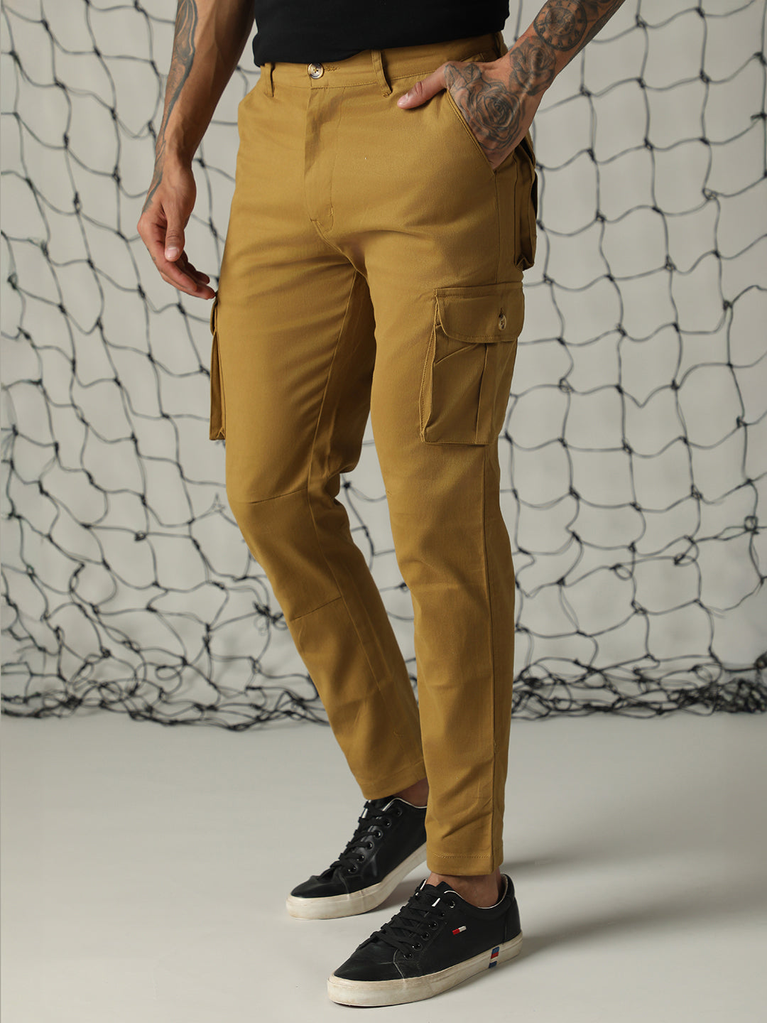 Hubberholme Men Khaki Slim Fit Cargos Trousers