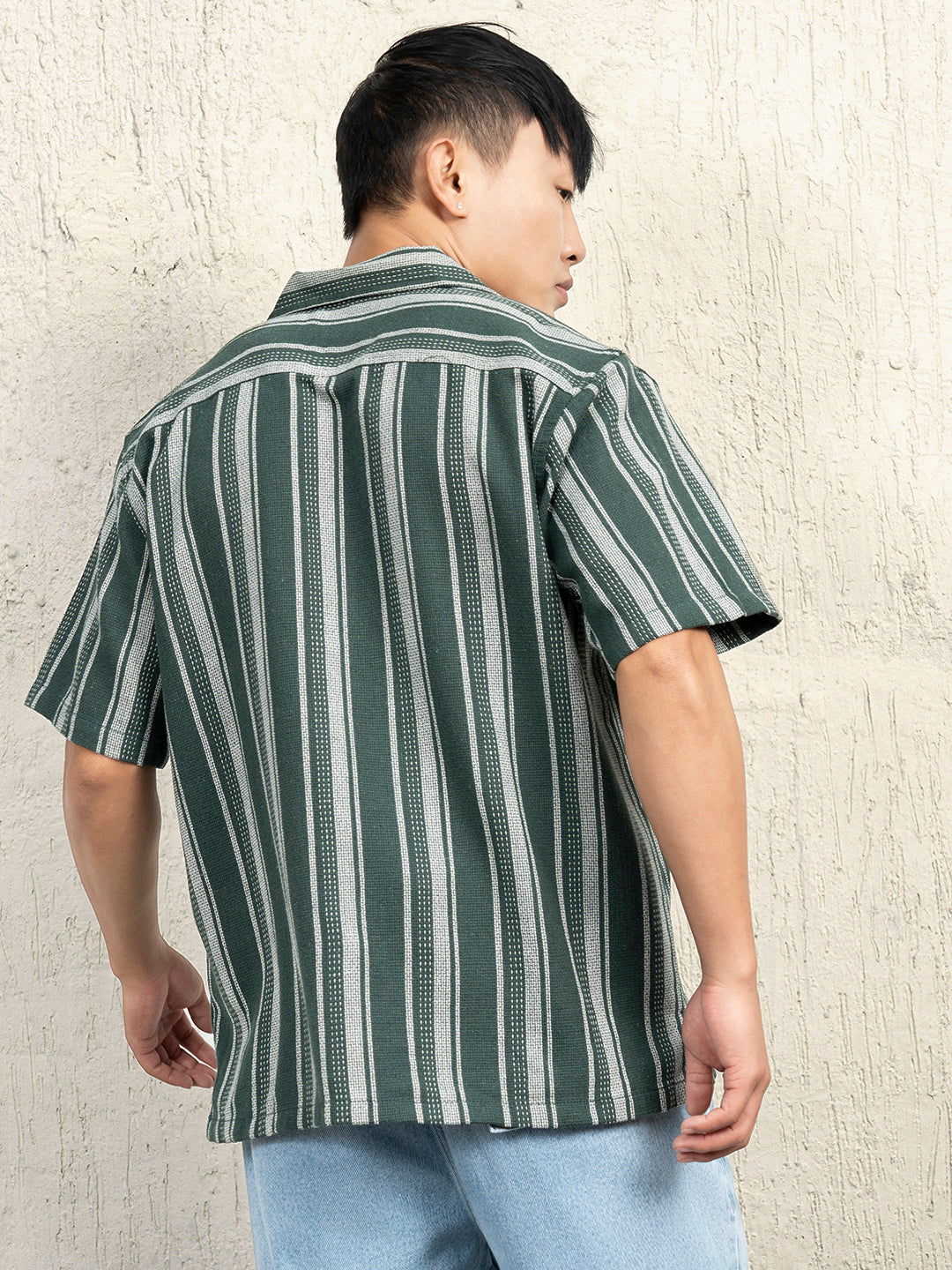 Hubberholme Men Standard Spread Collar Striped Cotton Oversized Casual Shirt