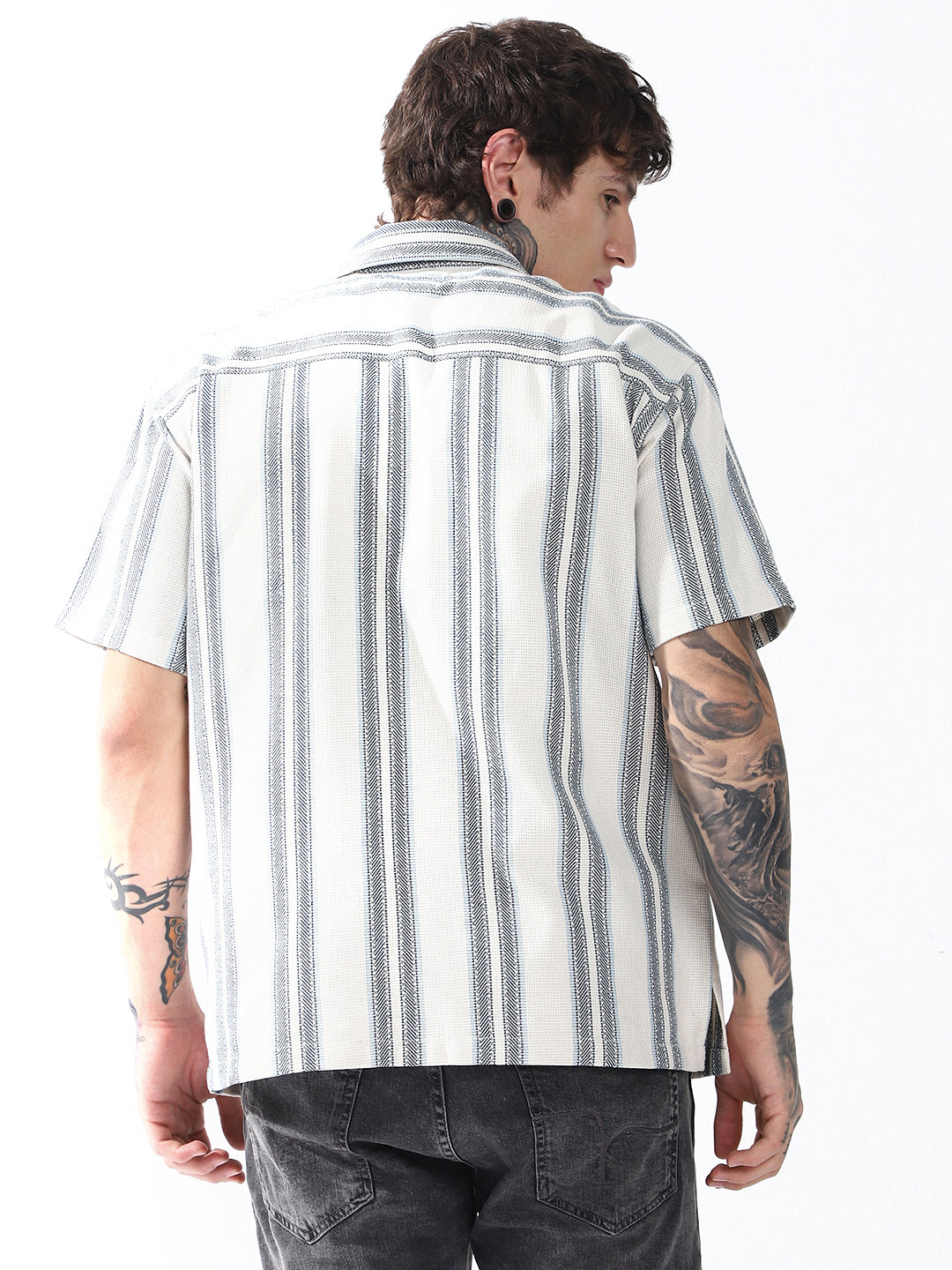 Hubberholme Men Relaxed Opaque Striped Casual Shirt