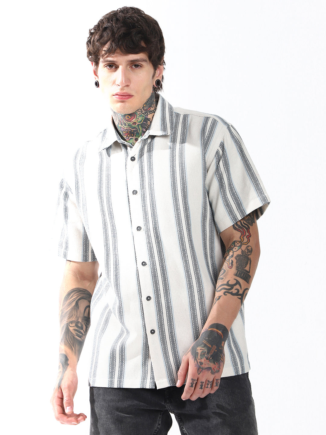 Hubberholme Men Relaxed Opaque Striped Casual Shirt