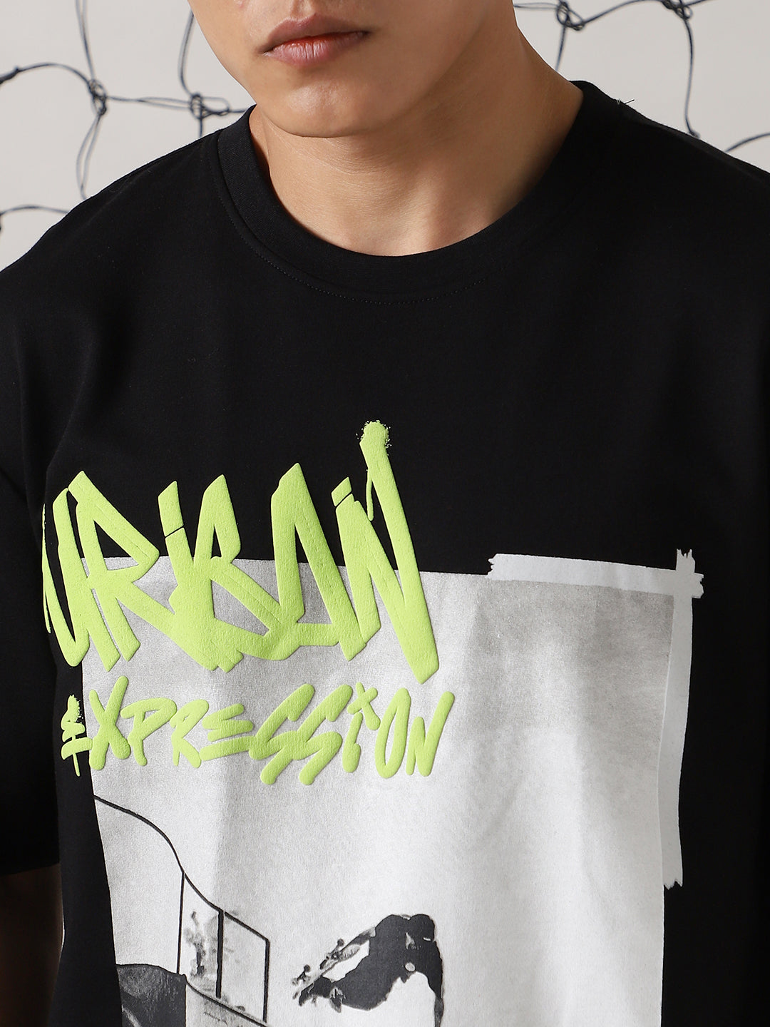 Hubberholme Men Street Graphic Printed Oversize Fit  T-shirt