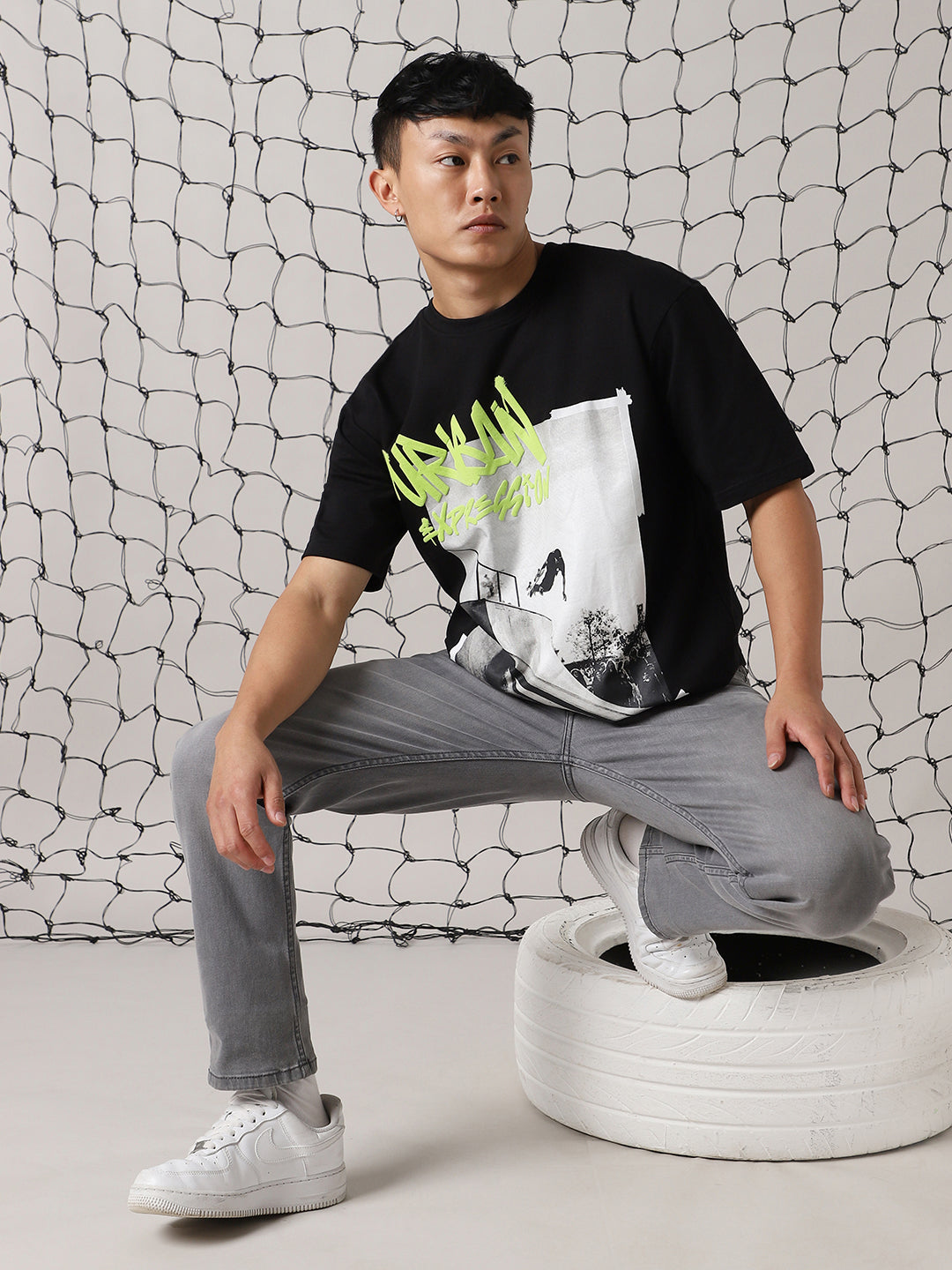Hubberholme Men Street Graphic Printed Oversize Fit  T-shirt