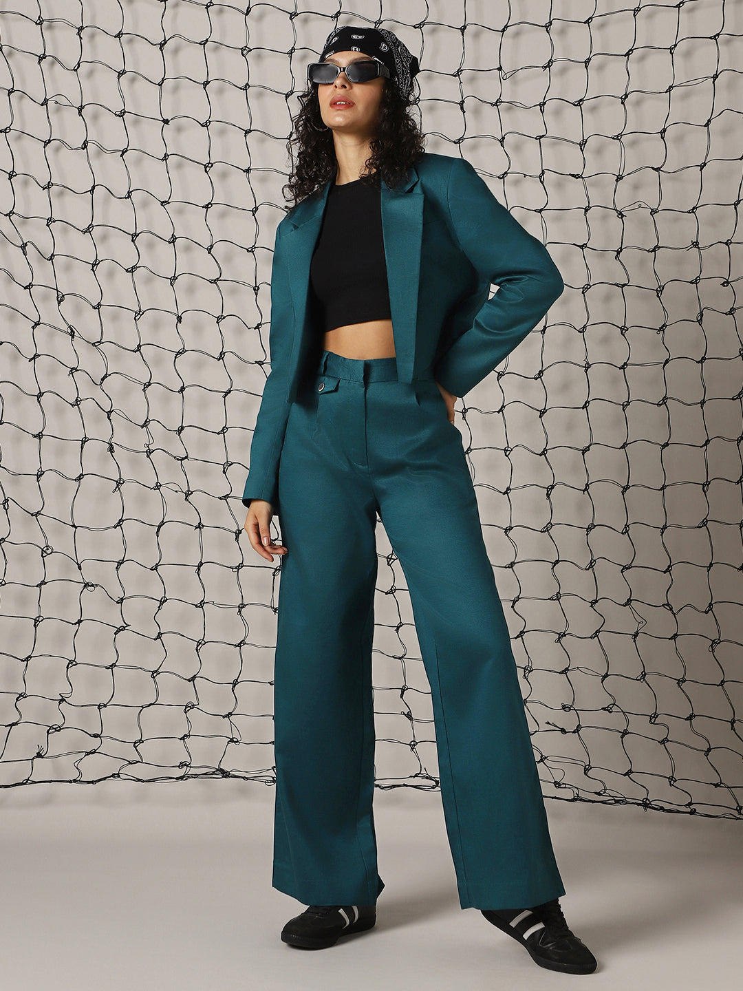 Hubberholme Women Solid Crop length Oversized Notch Lapel Collar Full Sleeve Blazer