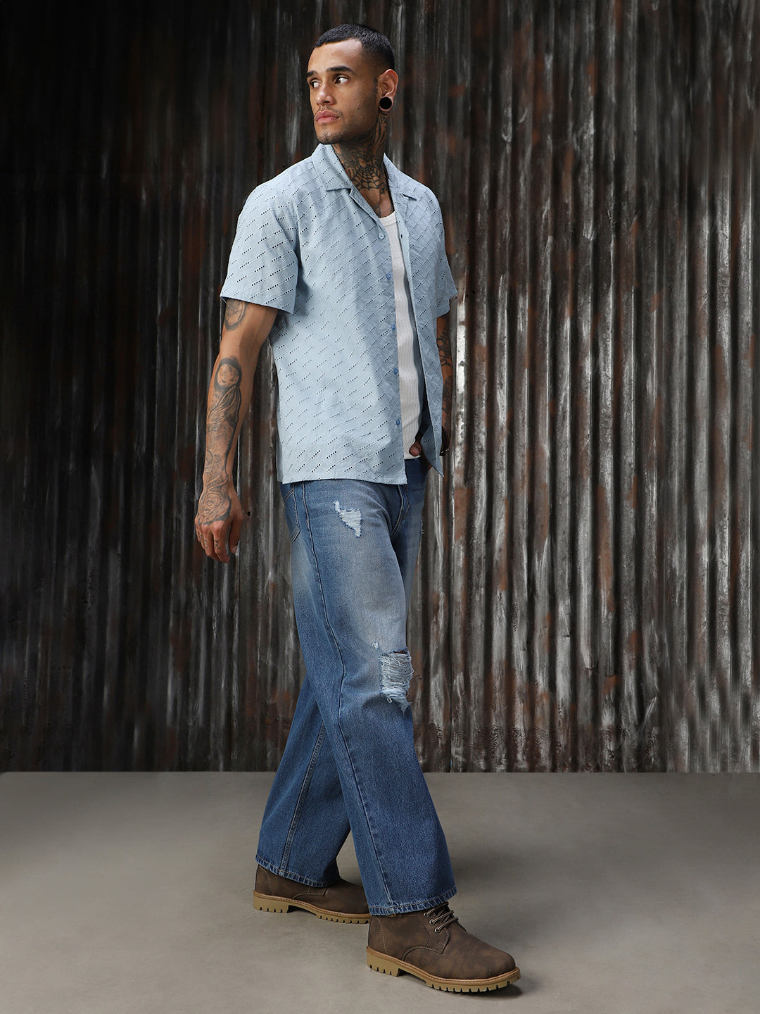 Men Schiffli Cotton Relaxed Fit  Collar Short Sleeve Shirts