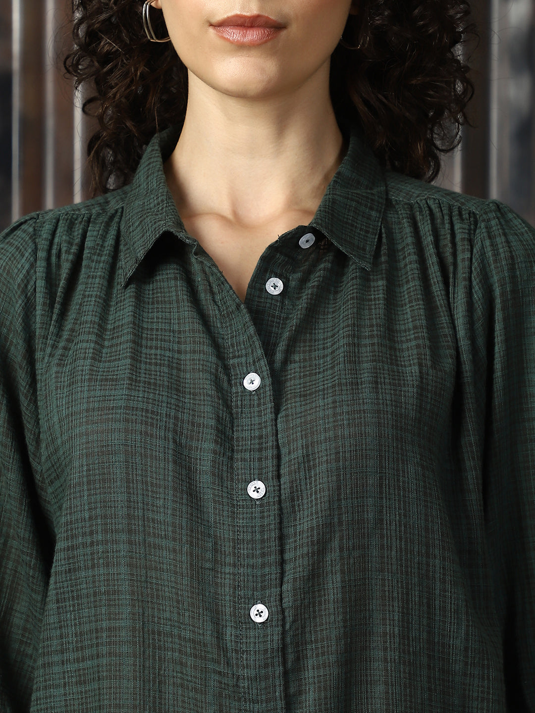 High Star Women Relaxed Tartan Checks Opaque Casual Shirt
