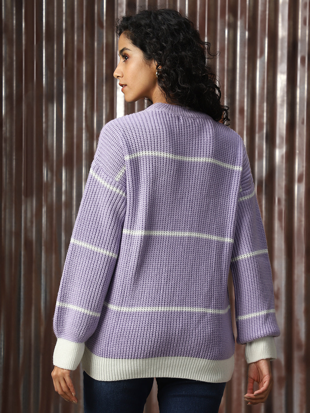 High Star Striped Round Neck Long Sleeves Acrylic Pullover Sweaters
