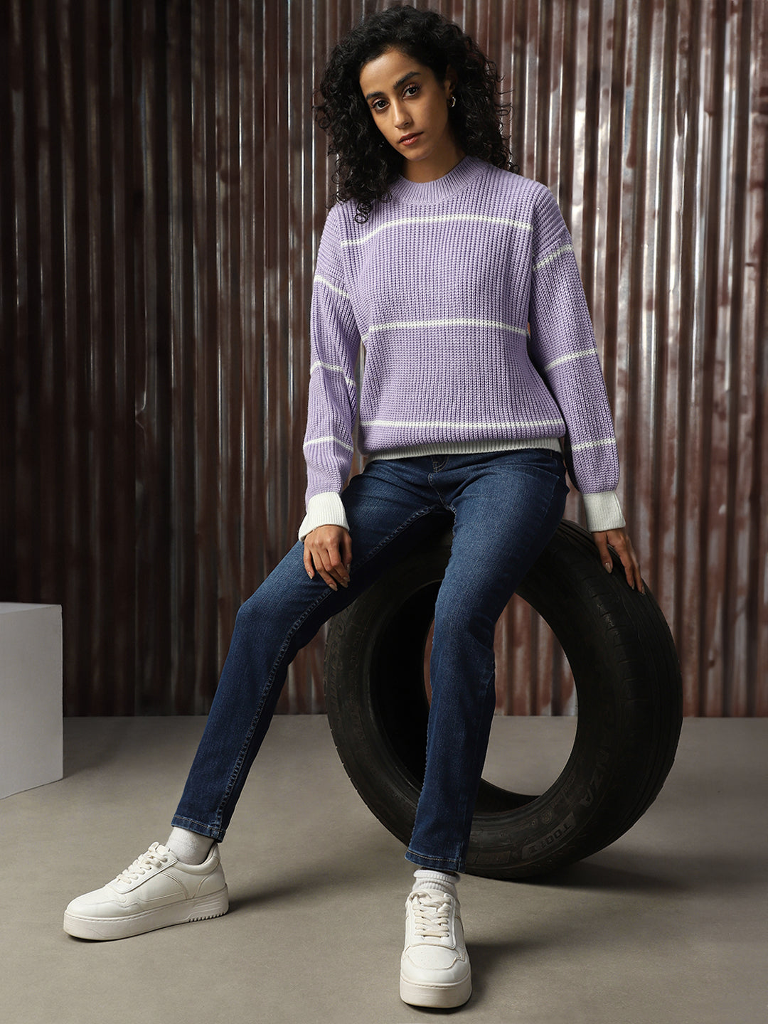 High Star Striped Round Neck Long Sleeves Acrylic Pullover Sweaters